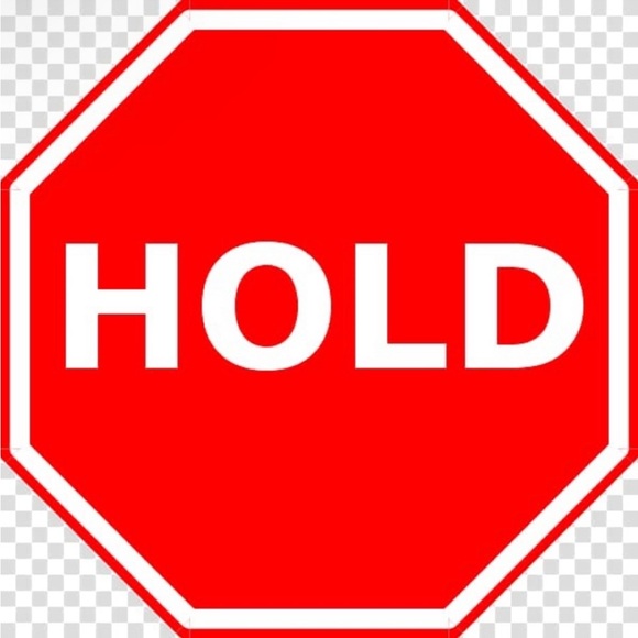 ❌❌holding for @bellamia❌❌Gucci GG Button Charm - Picture 2 of 7